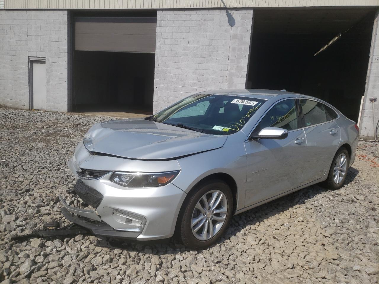Photo 2 from auction – 2018 CHEVROLET MALIBU with VIN 1G1ZD5ST4JF125168