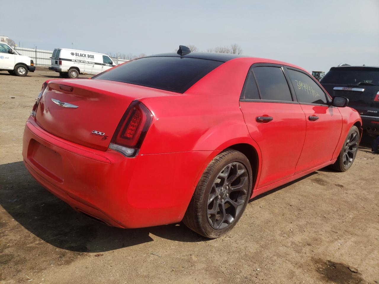 Photo 4 from auction – 2020 CHRYSLER 300 S with VIN 2C3CCABG2LH145761