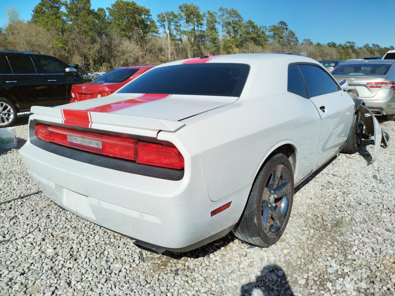 Photo 4 from auction – 2013 DODGE CHALLENGER with VIN 2C3CDYAG0DH704930