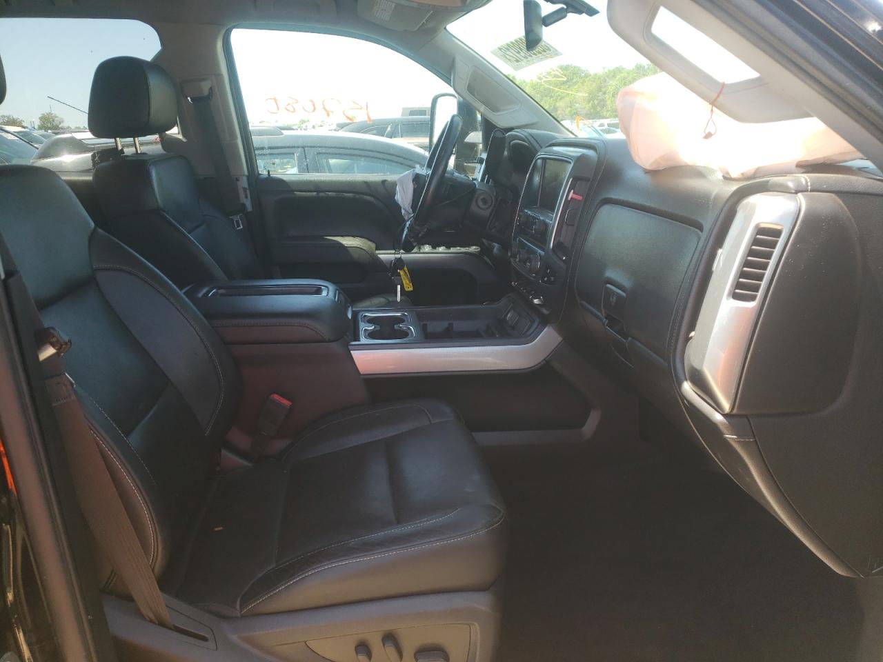 Photo 5 from auction – 2015 CHEVROLET 150 with VIN 1GC1KWEG8FF129892