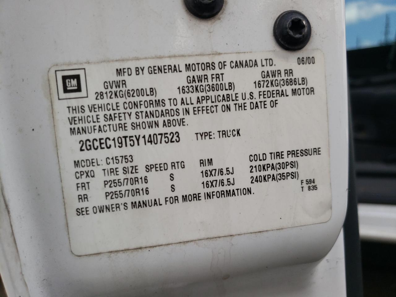 Photo 10 from auction – 2000 CHEVROLET SILVERADO with VIN 2GCEC19T5Y1407523