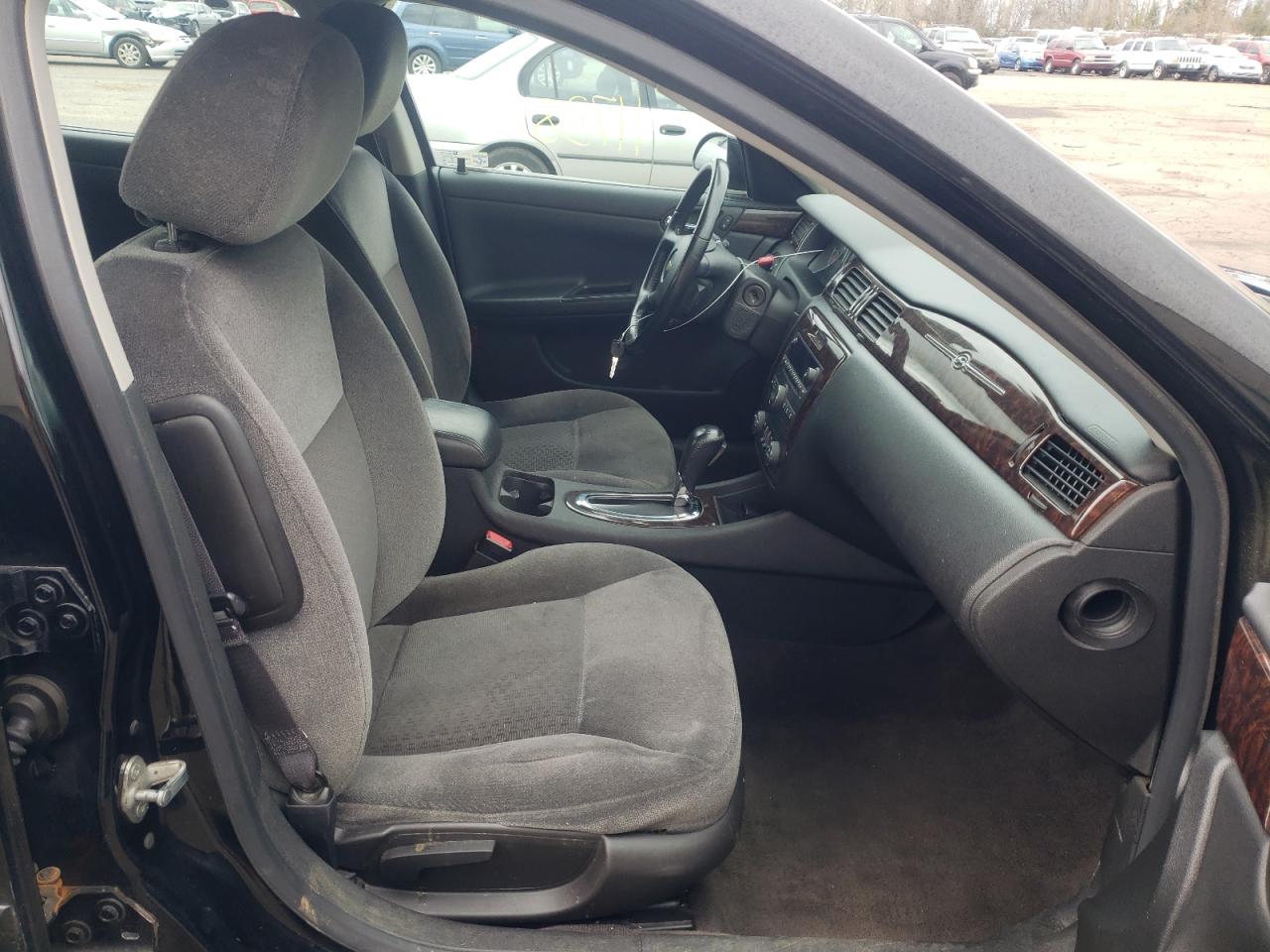 Photo 5 from auction – 2014 CHEVROLET IMPALA LIM with VIN 2G1WB5E3XE1177695