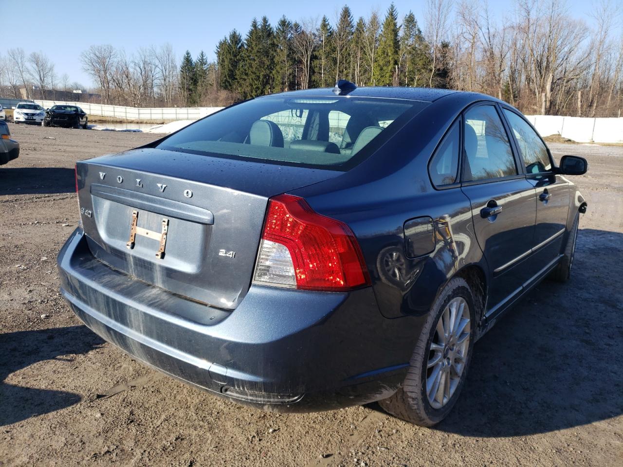 Photo 4 from auction – 2010 VOLVO S40 2.4I with VIN YV1390MSXA2511746