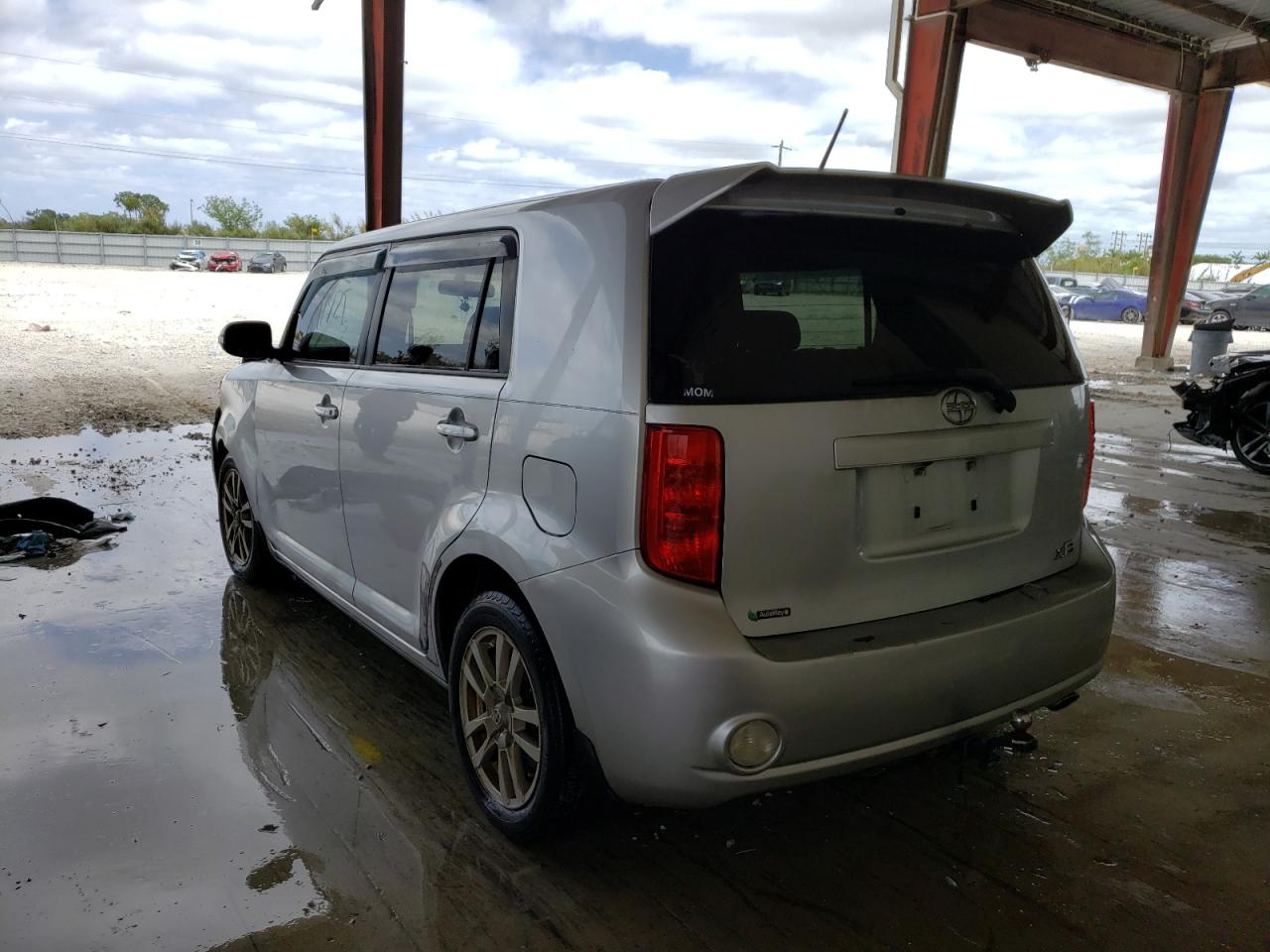 Photo 3 from auction – 2010 TOYOTA SCION XB with VIN JTLZE4FE6A1102518