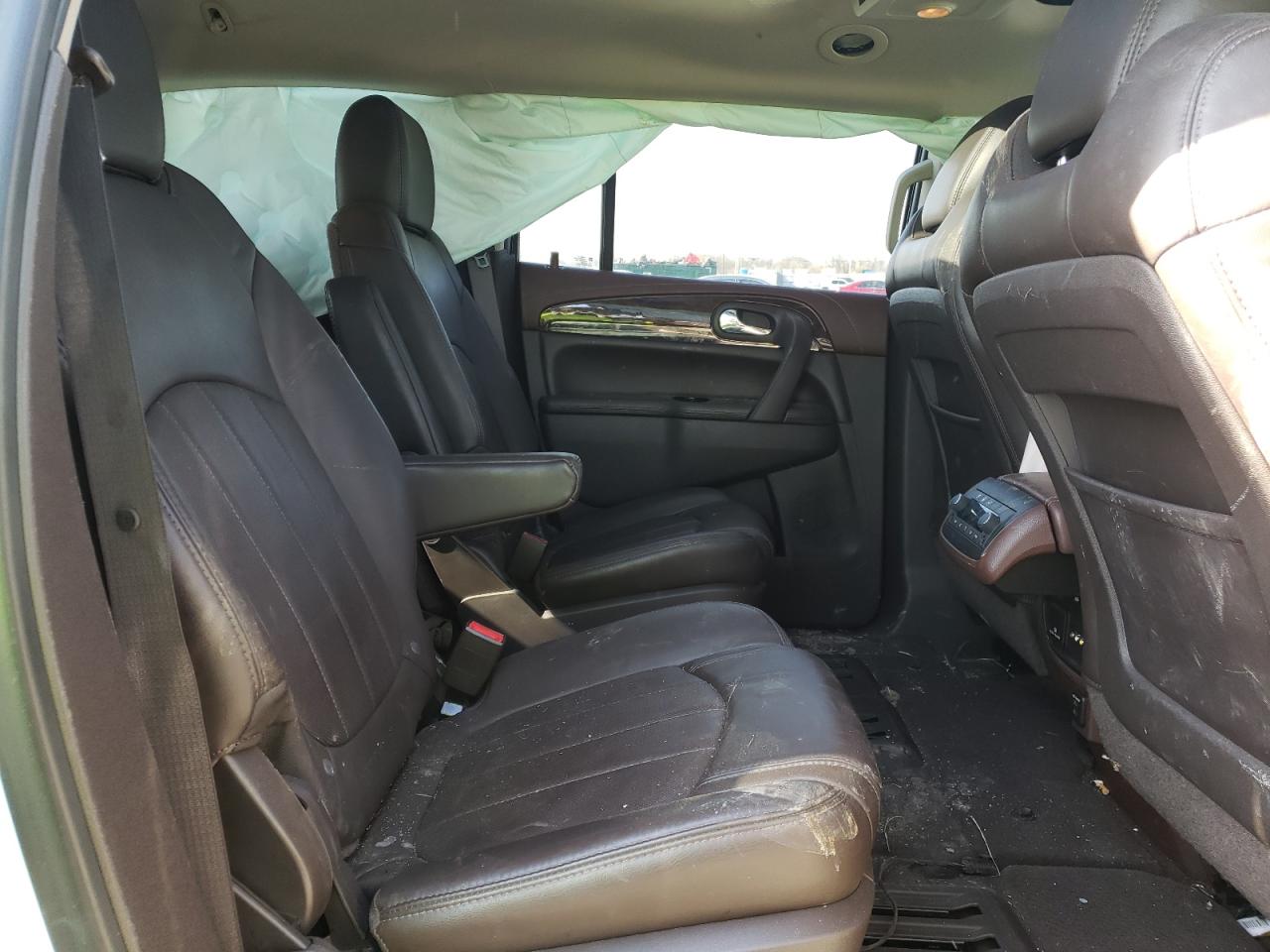 Photo 6 from auction – 2014 BUICK ENCLAVE with VIN 5GAKRCKD0EJ263382