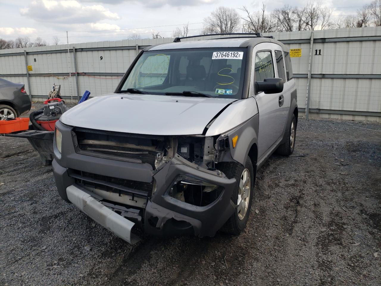 Photo 2 from auction – 2003 HONDA ELEMENT EX with VIN 5J6YH28523L022537