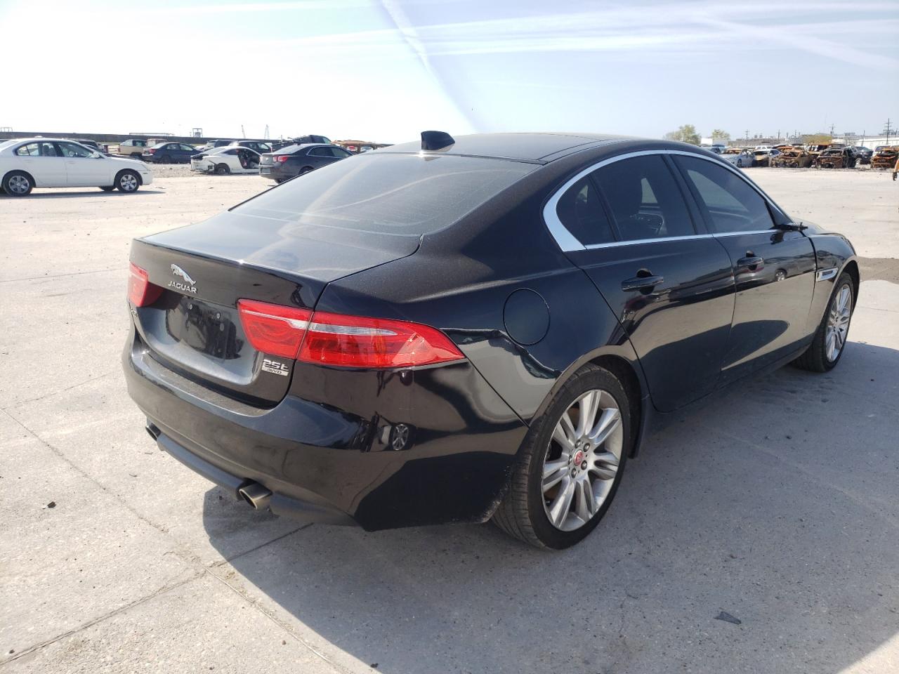 Photo 4 from auction – 2019 JAGUAR XE with VIN SAJAS4FX1KCP52335
