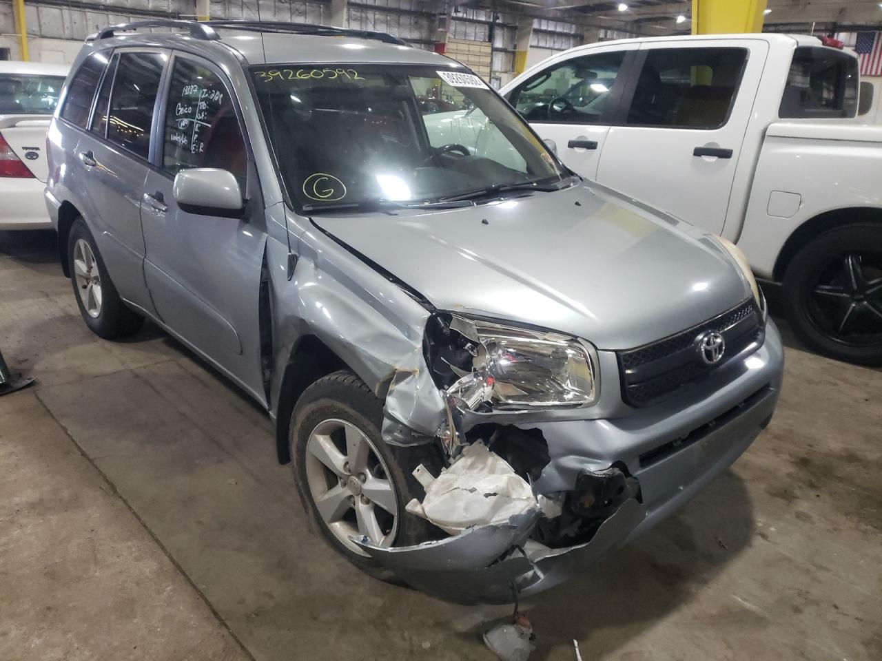Photo 9 from auction – 2004 TOYOTA RAV4 with VIN JTEGD20V040046004