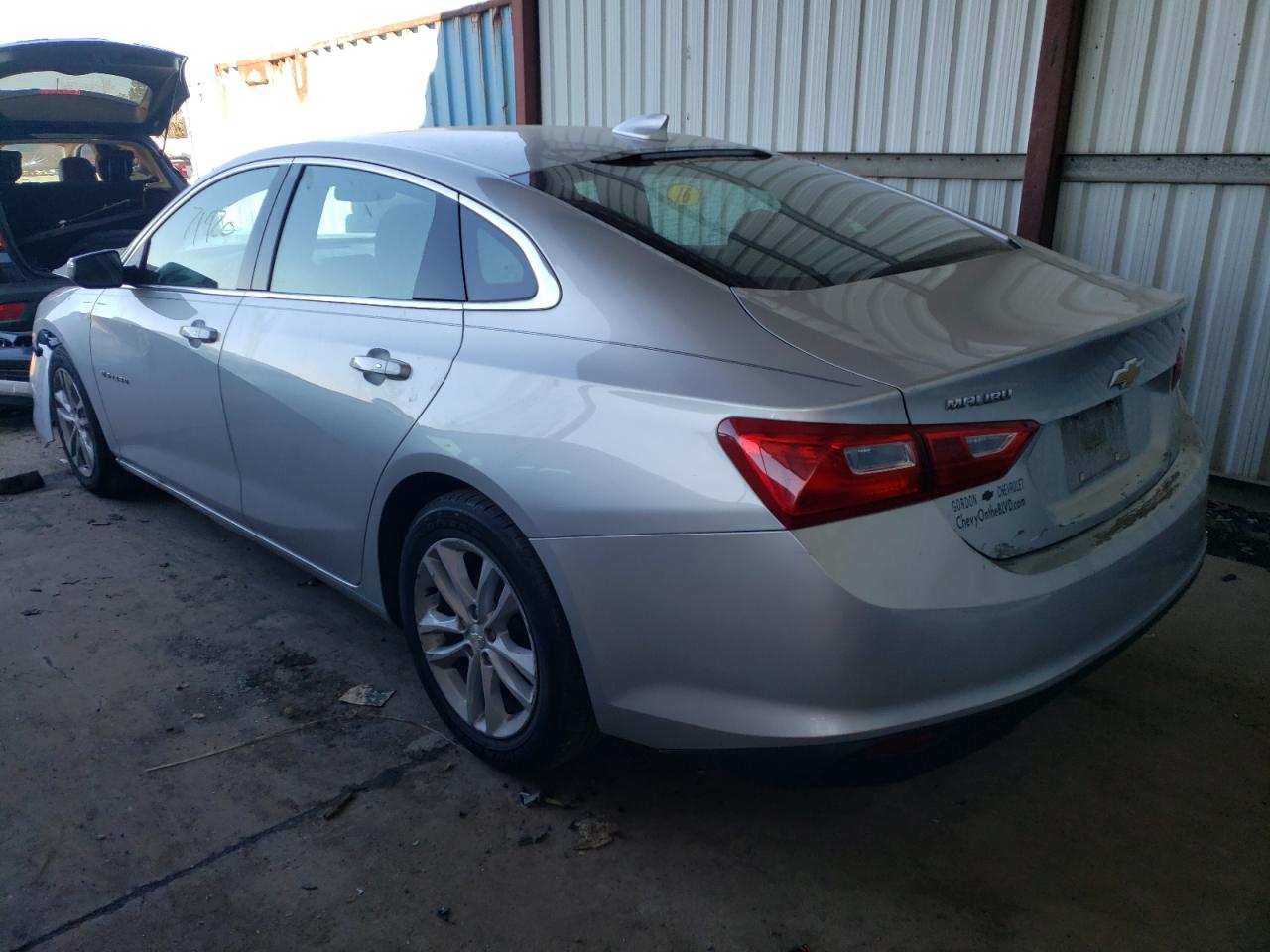 Photo 3 from auction – 2017 CHEVROLET MALIBU LT with VIN 1G1ZE5ST3HF168116