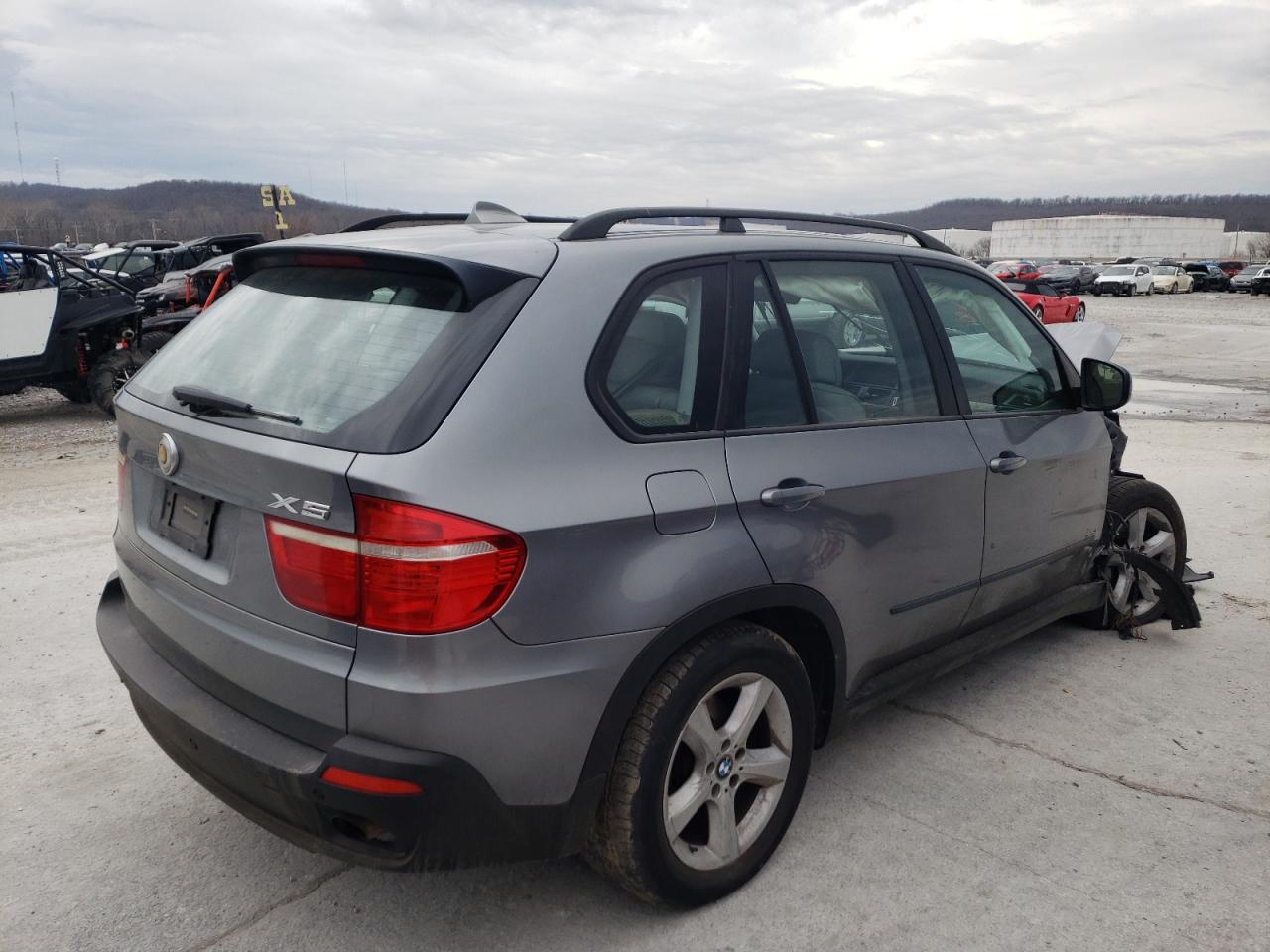 Photo 4 from auction – 2007 BMW X5 3.0I with VIN 5UXFE43537L014475