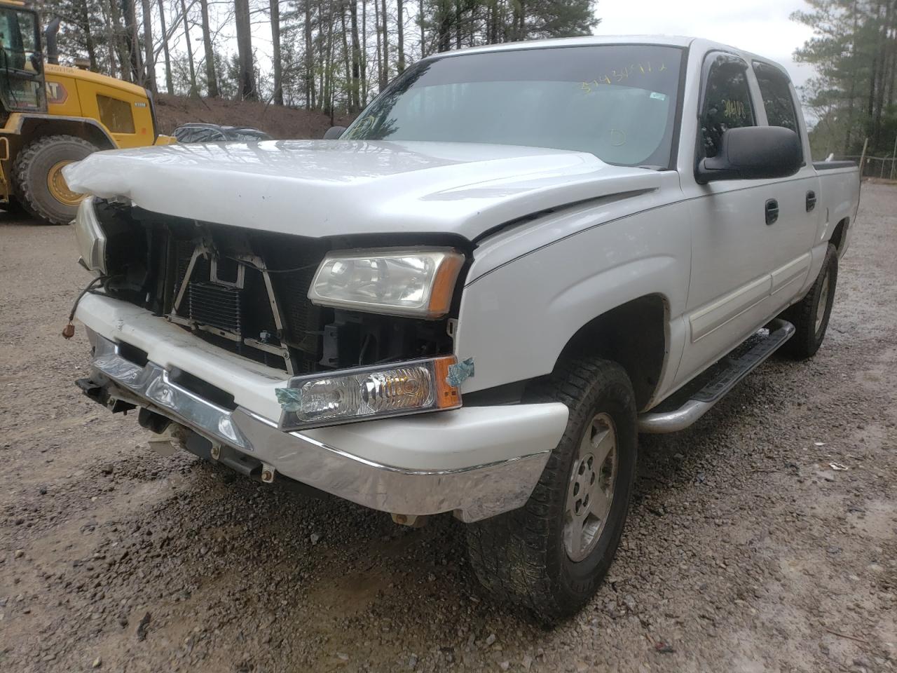 Photo 2 from auction – 2006 CHEVROLET SILVERADO with VIN 2GCEK13TX61220738