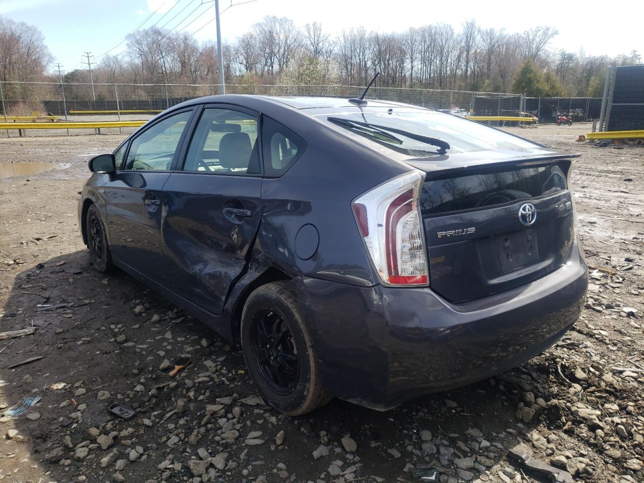 Photo 3 from auction – 2013 TOYOTA PRIUS with VIN JTDKN3DU3D5655321