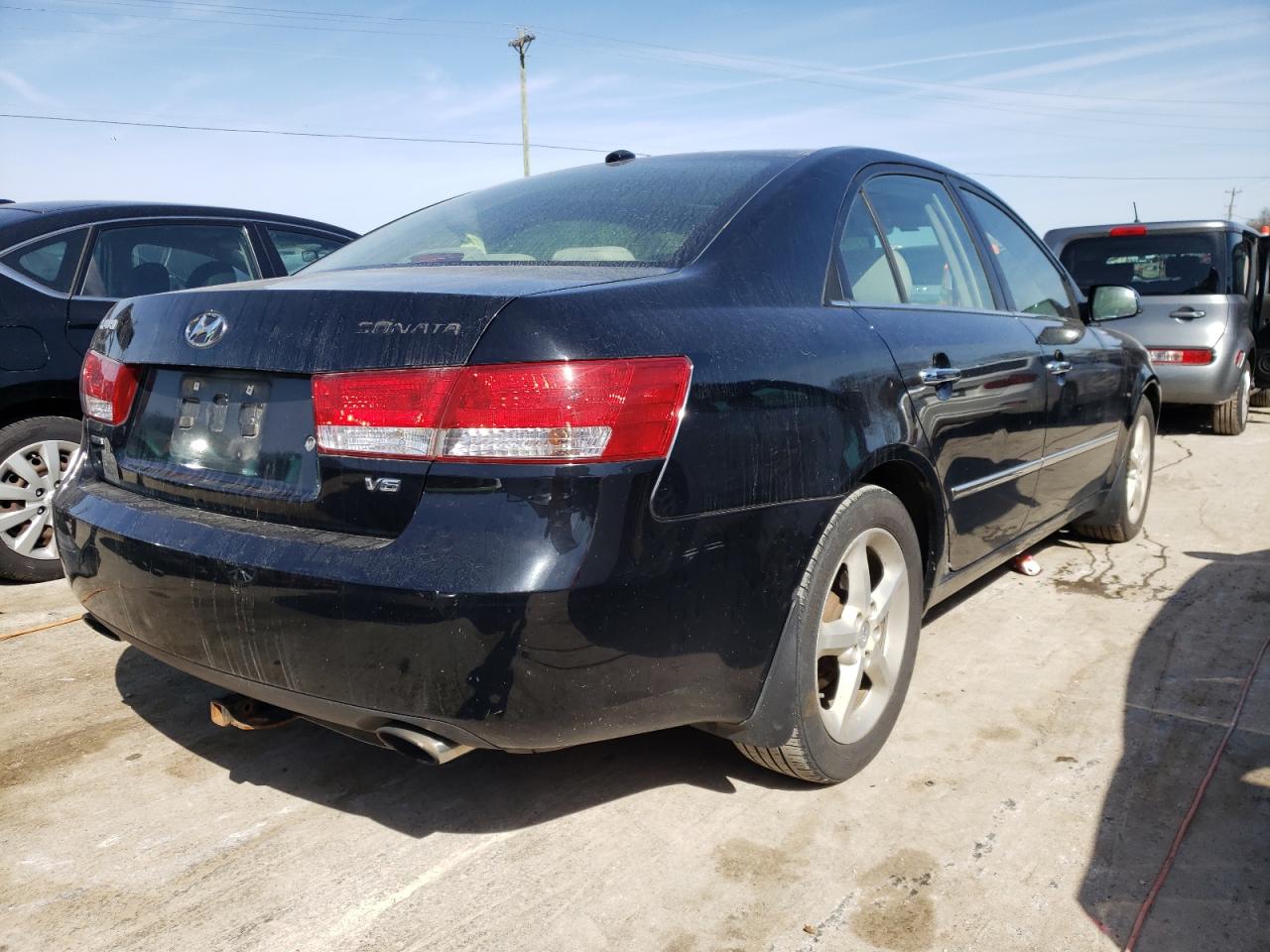Photo 4 from auction – 2008 HYUNDAI SONATA SE with VIN 5NPEU46F58H359369