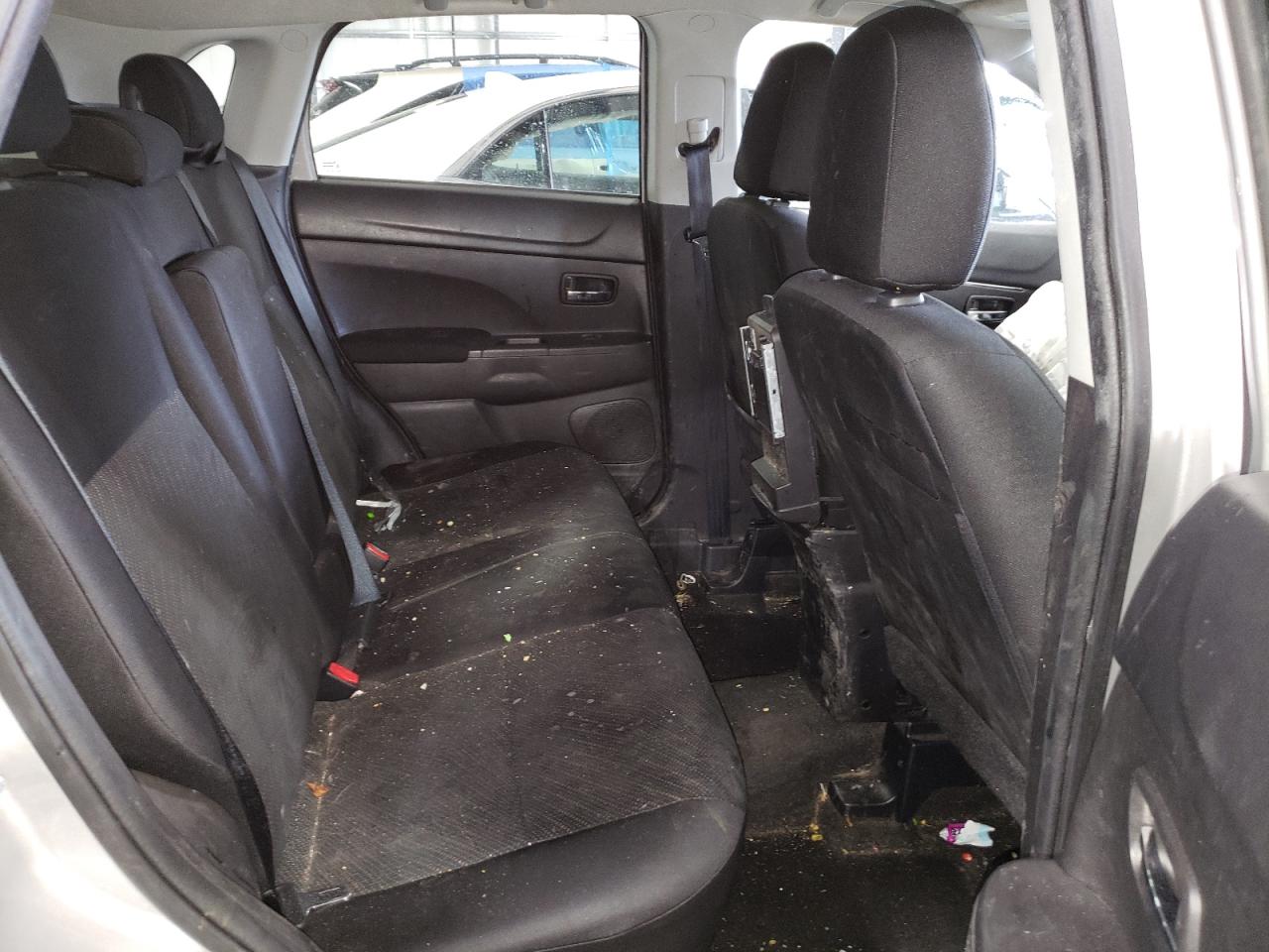 Photo 6 from auction – 2013 MITSUBISHI OUTLANDER with VIN 4A4AR5AU3DE025615