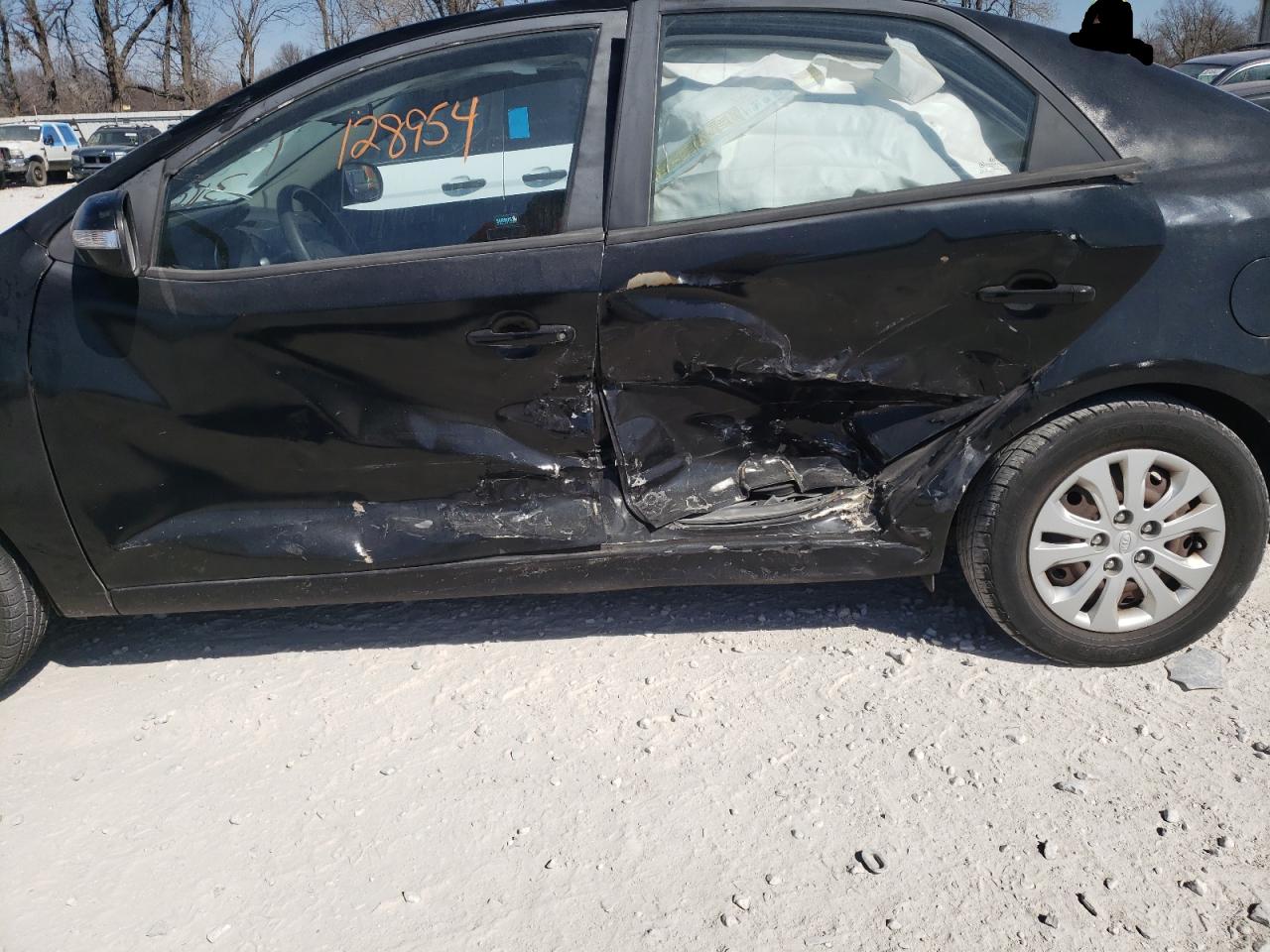 Zdjęcie 9 z aukcji – 2010 KIA FORTE EX z VIN KNAFU4A21A5145491