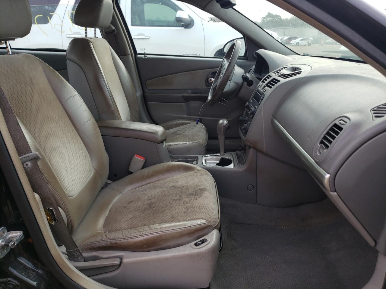 Photo 5 from auction – 2005 CHEVROLET MALIBU LT with VIN 1G1ZU54855F135898