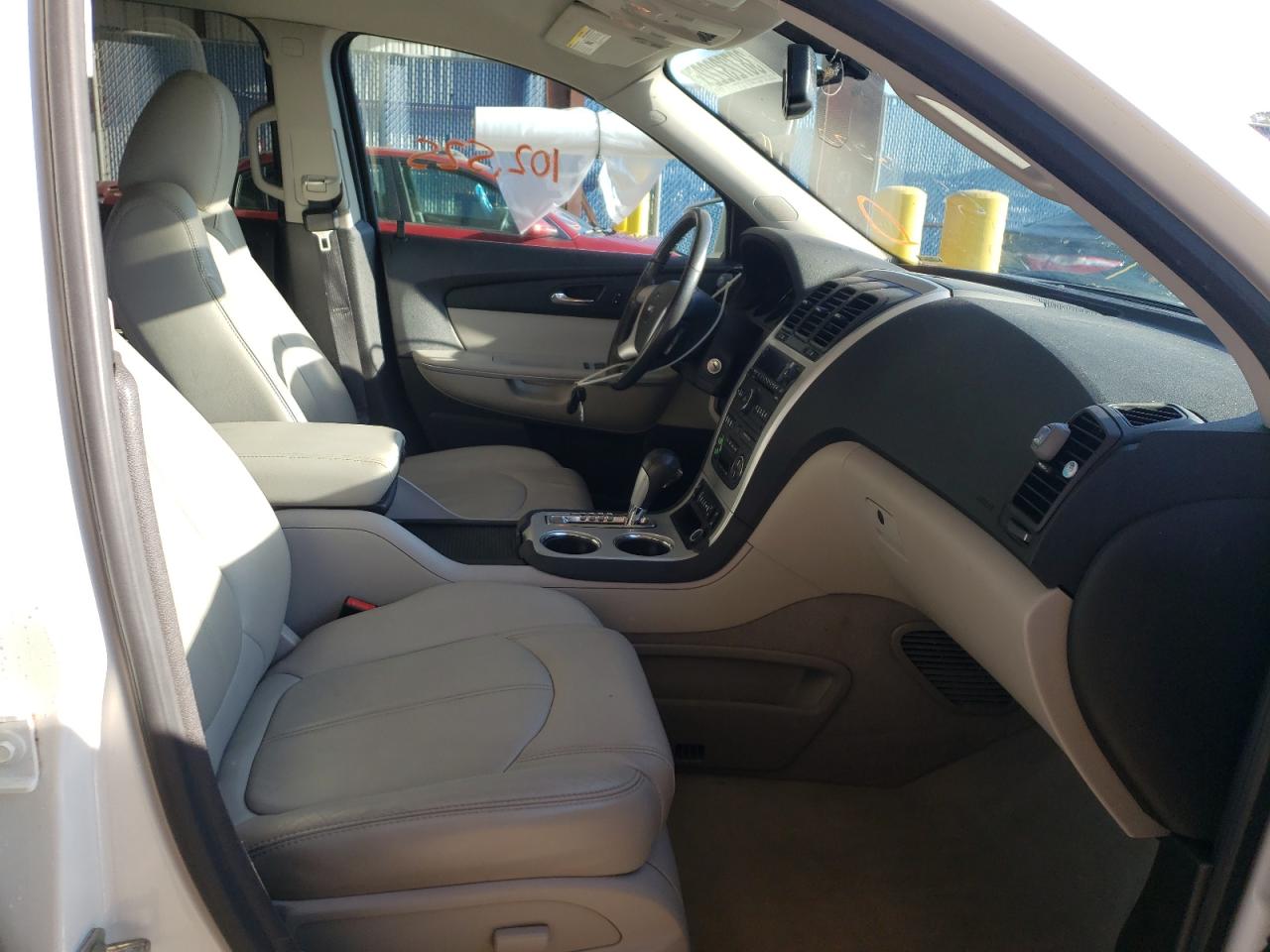 Photo 5 from auction – 2012 GMC ACADIA SLT with VIN 1GKKRRED6CJ242616
