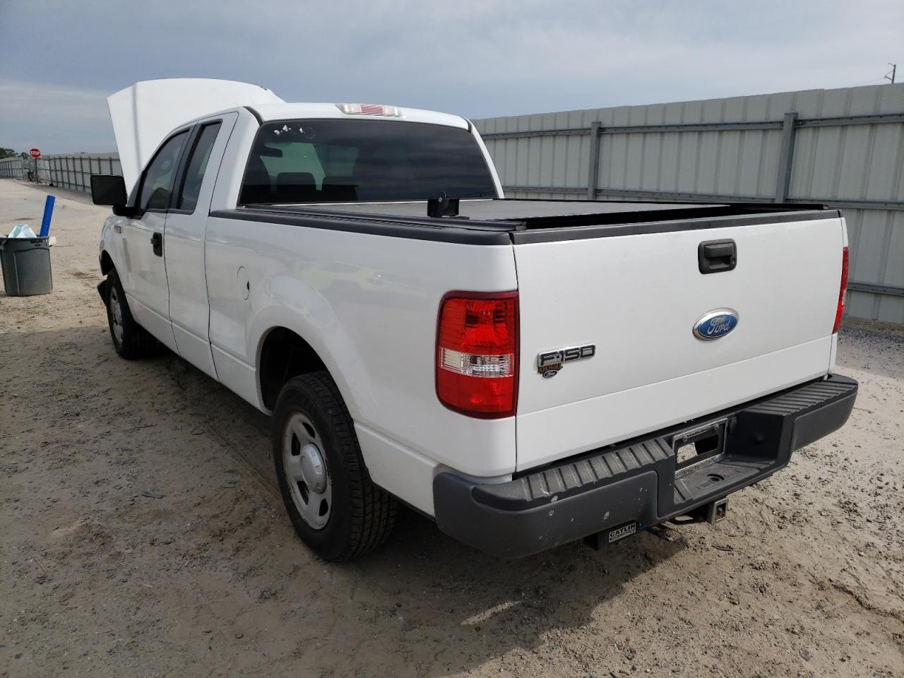 Photo 3 from auction – 2008 FORD F150 with VIN 1FTRX12W28FB72307