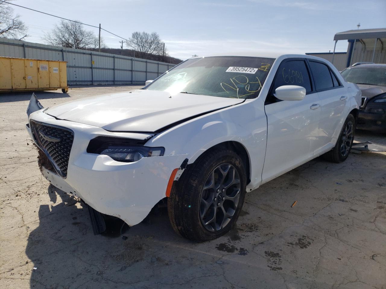 Photo 2 from auction – 2016 CHRYSLER 300 S with VIN 2C3CCAGG6GH296312