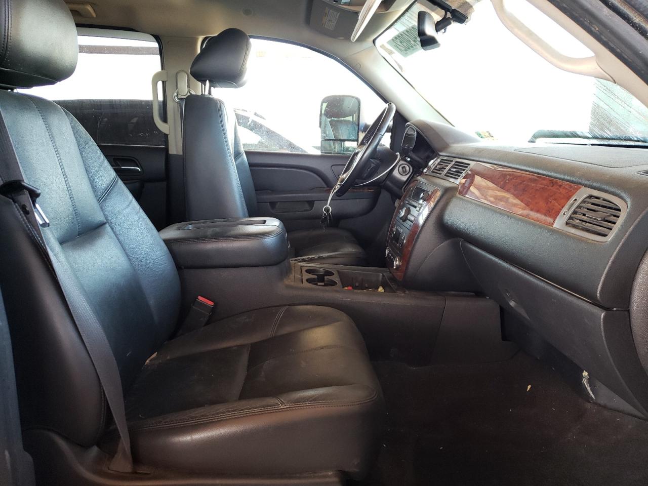 Photo 5 from auction – 2011 CHEVROLET SILVERADO with VIN 1GC1KYCG1BF230331