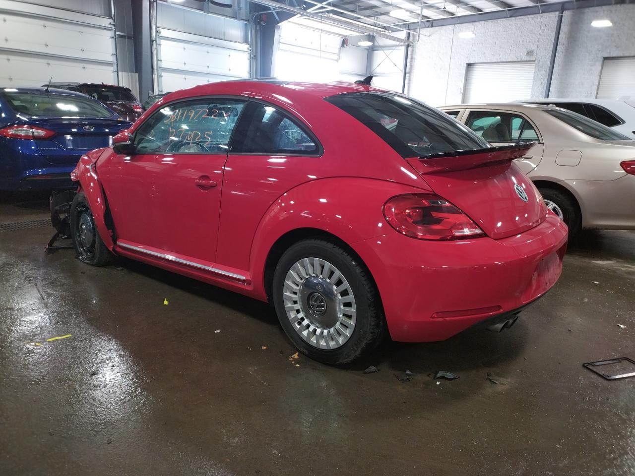 Photo 3 from auction – 2014 VOLKSWAGEN BEETLE with VIN 3VWJX7ATXEM631146