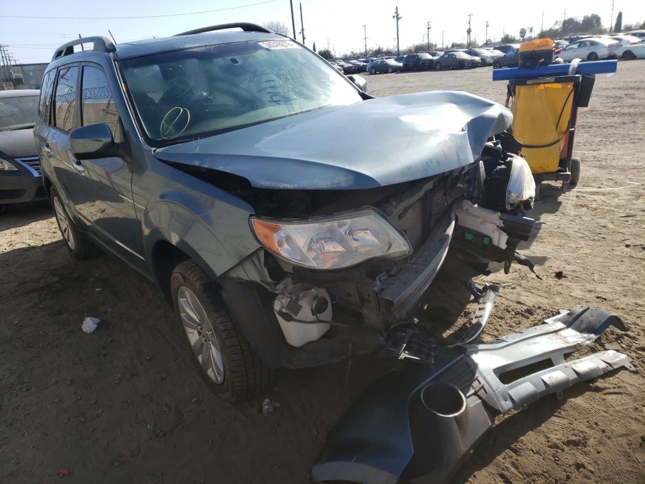 SUBARU FORESTER L 2012 with VIN JF2SHAEC1CH462312 - Photo from auction