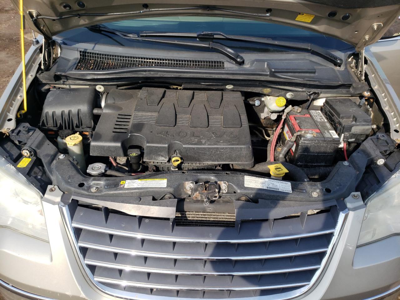 Photo 7 from auction – 2008 CHRYSLER TOWN & COU with VIN 2A8HR64X48R149086