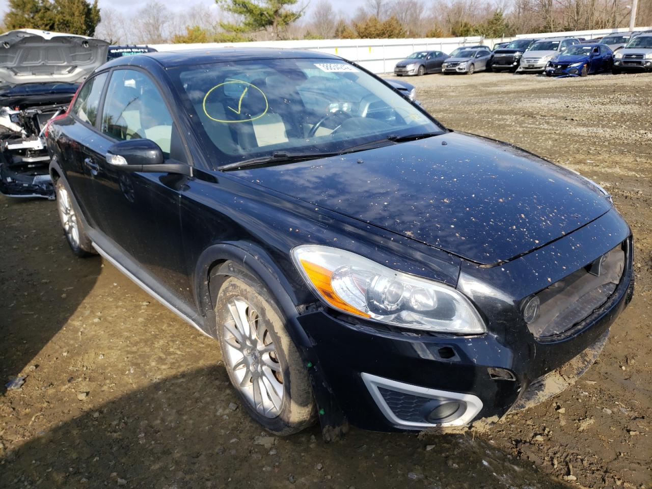 VOLVO C30 2011 with VIN YV1672MK7B2190619 - Photo from auction