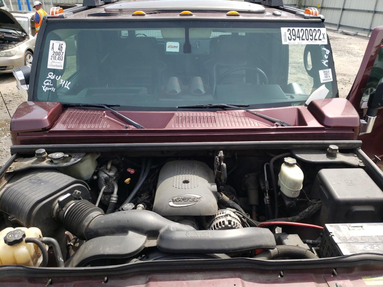 Photo 7 from auction – 2007 HUMMER H2 SUT with VIN 5GRGN22U57H106062