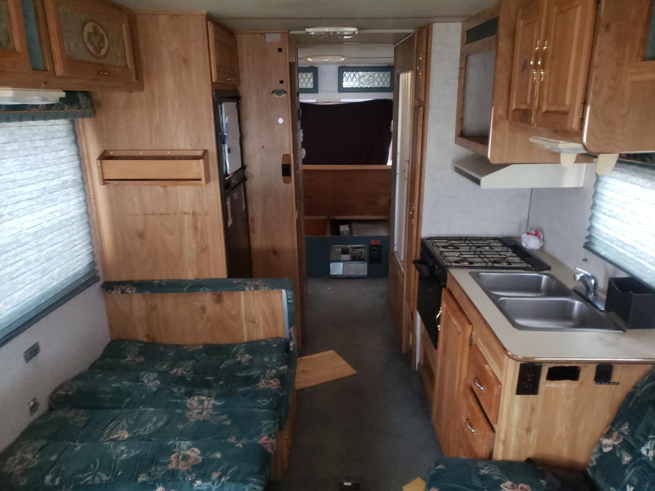 Photo 6 from auction – 1992 FORD ECONOLINE with VIN 1FDKE30G5NHB25945