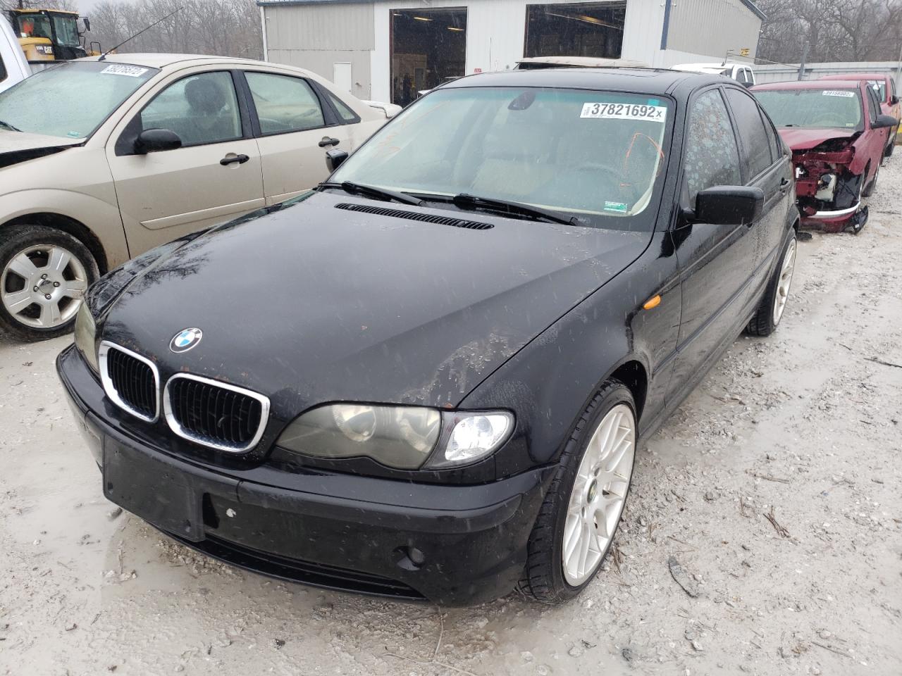 Photo 2 from auction – 2005 BMW 325 I with VIN WBAEV33405KX13254