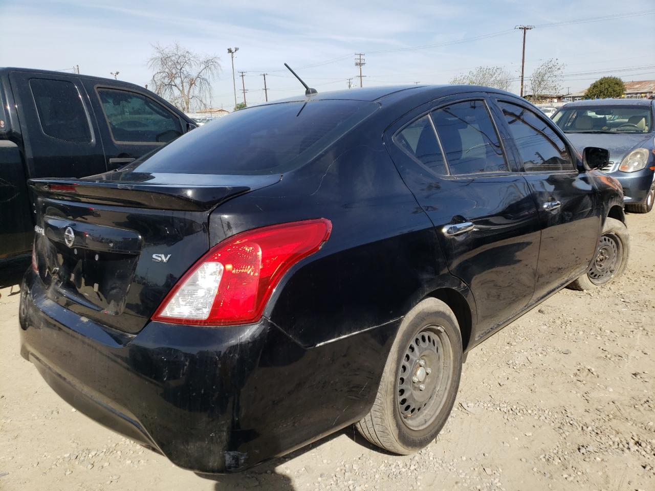 Photo 4 from auction – 2019 NISSAN VERSA S with VIN 3N1CN7AP2KL847128