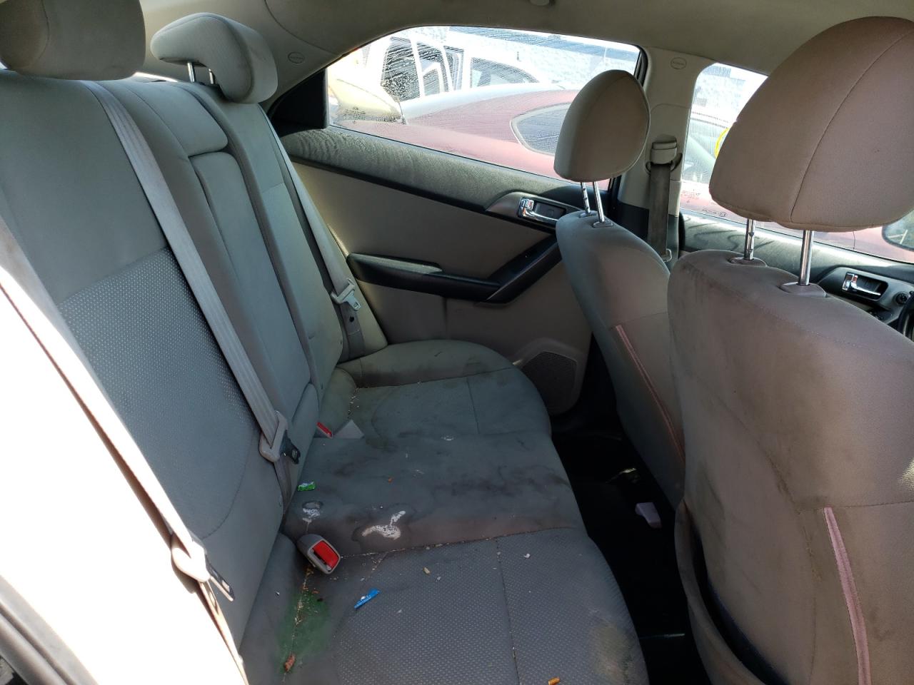 Photo 6 from auction – 2013 KIA FORTE EX with VIN KNAFU4A2XD5720160