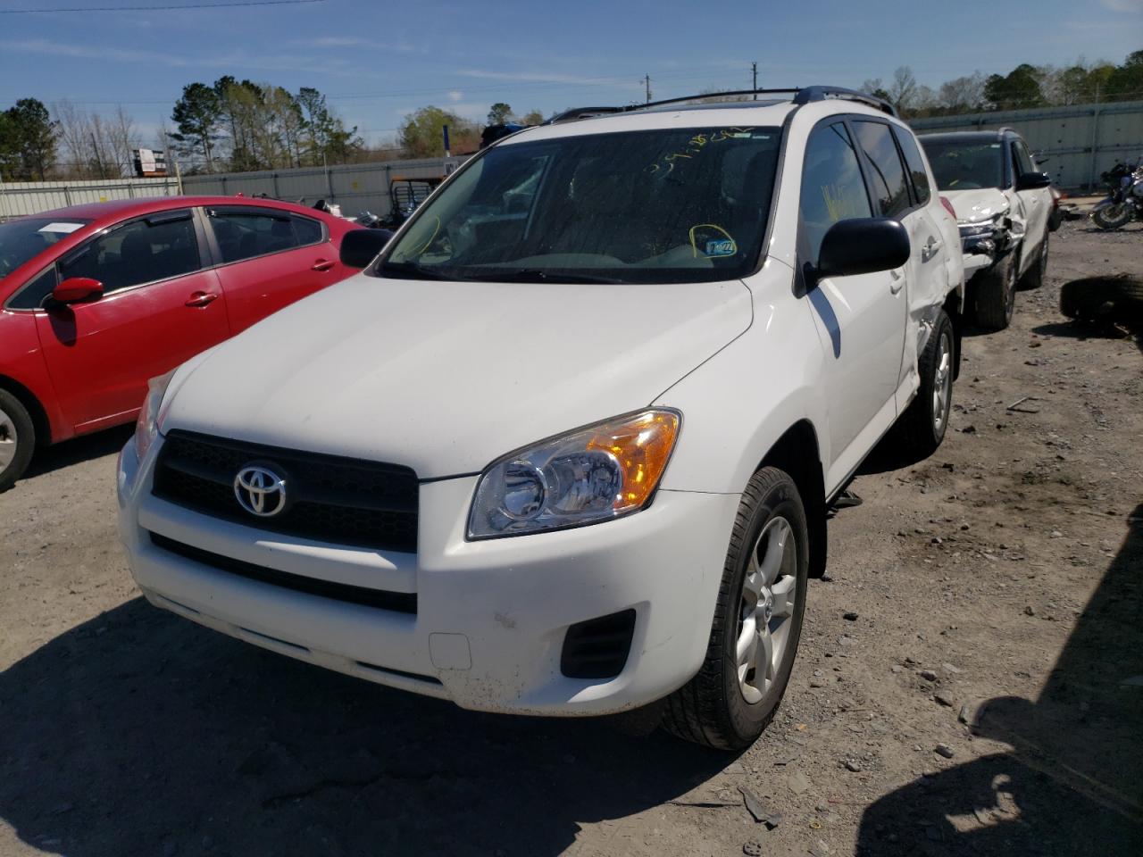 Photo 2 from auction – 2012 TOYOTA RAVA 4 with VIN 2T3BF4DV0CW184683
