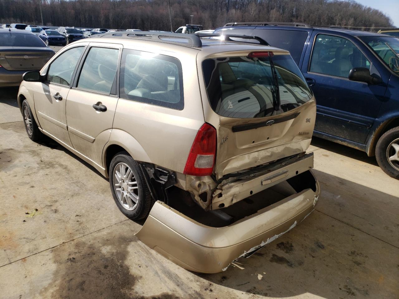 Photo 3 from auction – 2002 FORD FOCUS SE with VIN 1FAFP36302W238929
