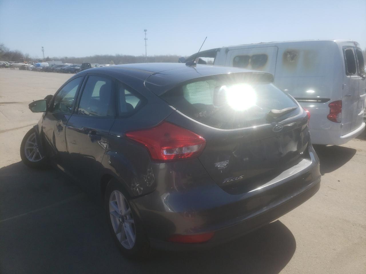 Photo 3 from auction – 2015 FORD FOCUS SE with VIN 1FADP3K2XFL235063