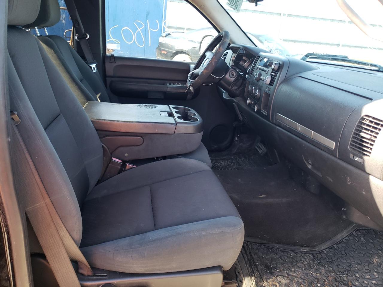 Photo 5 from auction – 2009 CHEVROLET SILVERADO with VIN 1GCEC29J39Z192978