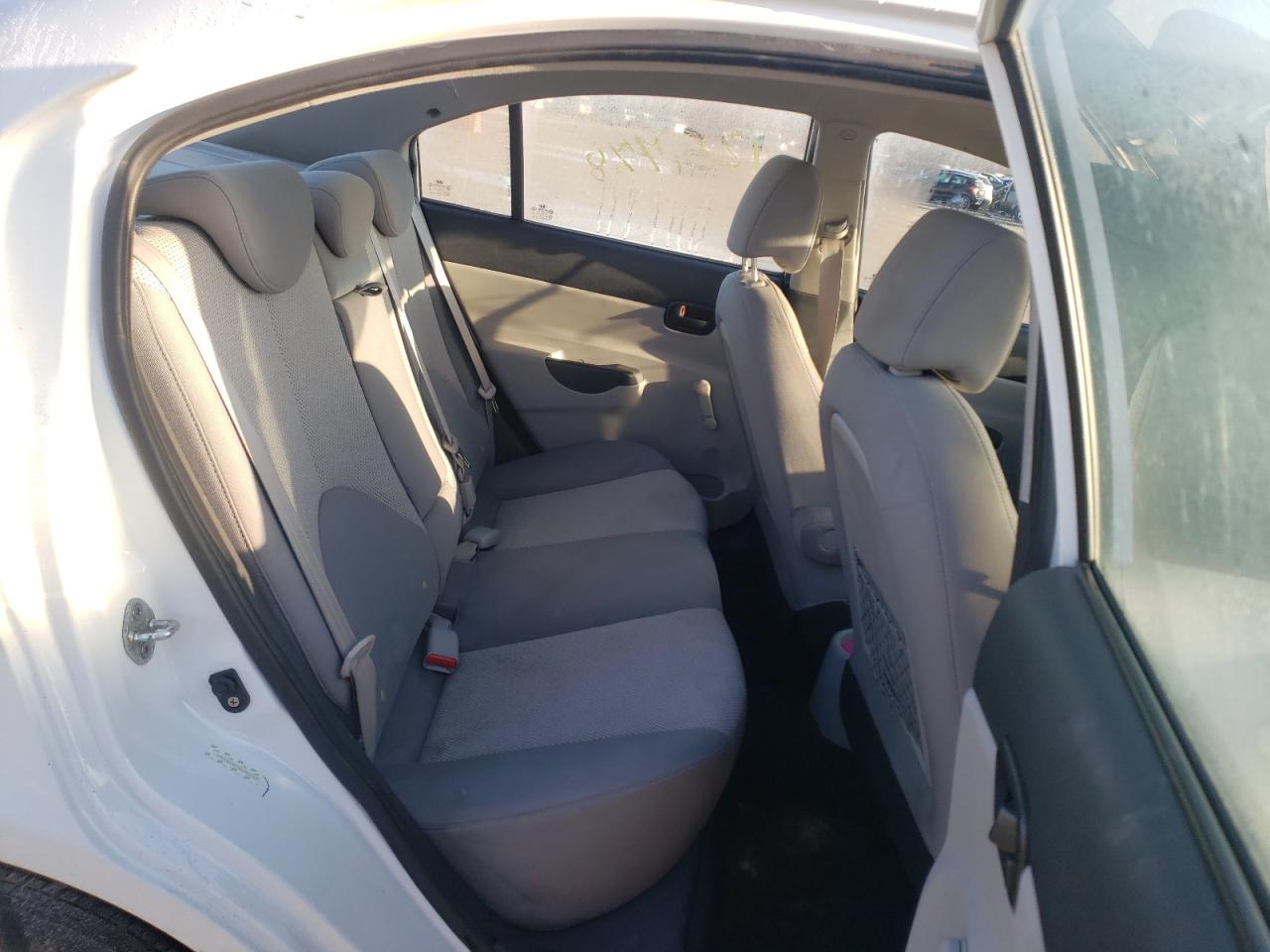 Photo 6 from auction – 2011 HYUNDAI ACCENT with VIN KMHCN4AC0BU608560