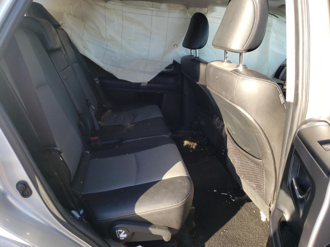 Photo 6 from auction – 2018 TOYOTA 4RUNNER SR with VIN JTEBU5JR6J5537057