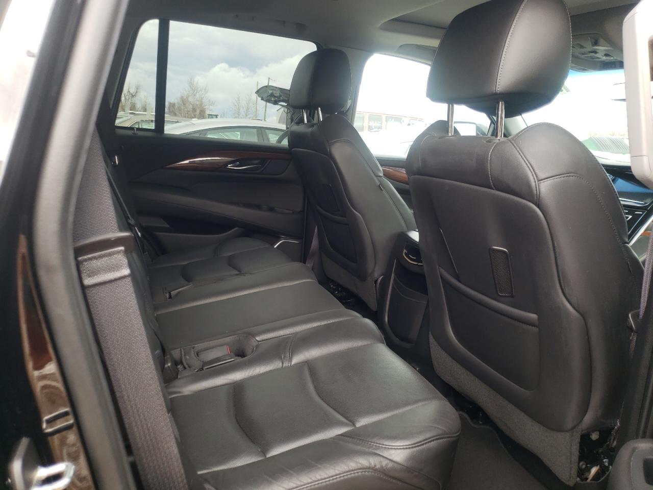 Photo 6 from auction – 2017 CADILLAC ESCALADE L with VIN 1GYS4BKJ8HR407175