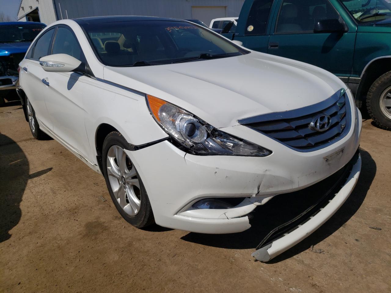 Photo 1 from auction – 2013 HYUNDAI SONATA SE with VIN 5NPEC4AC7DH644214
