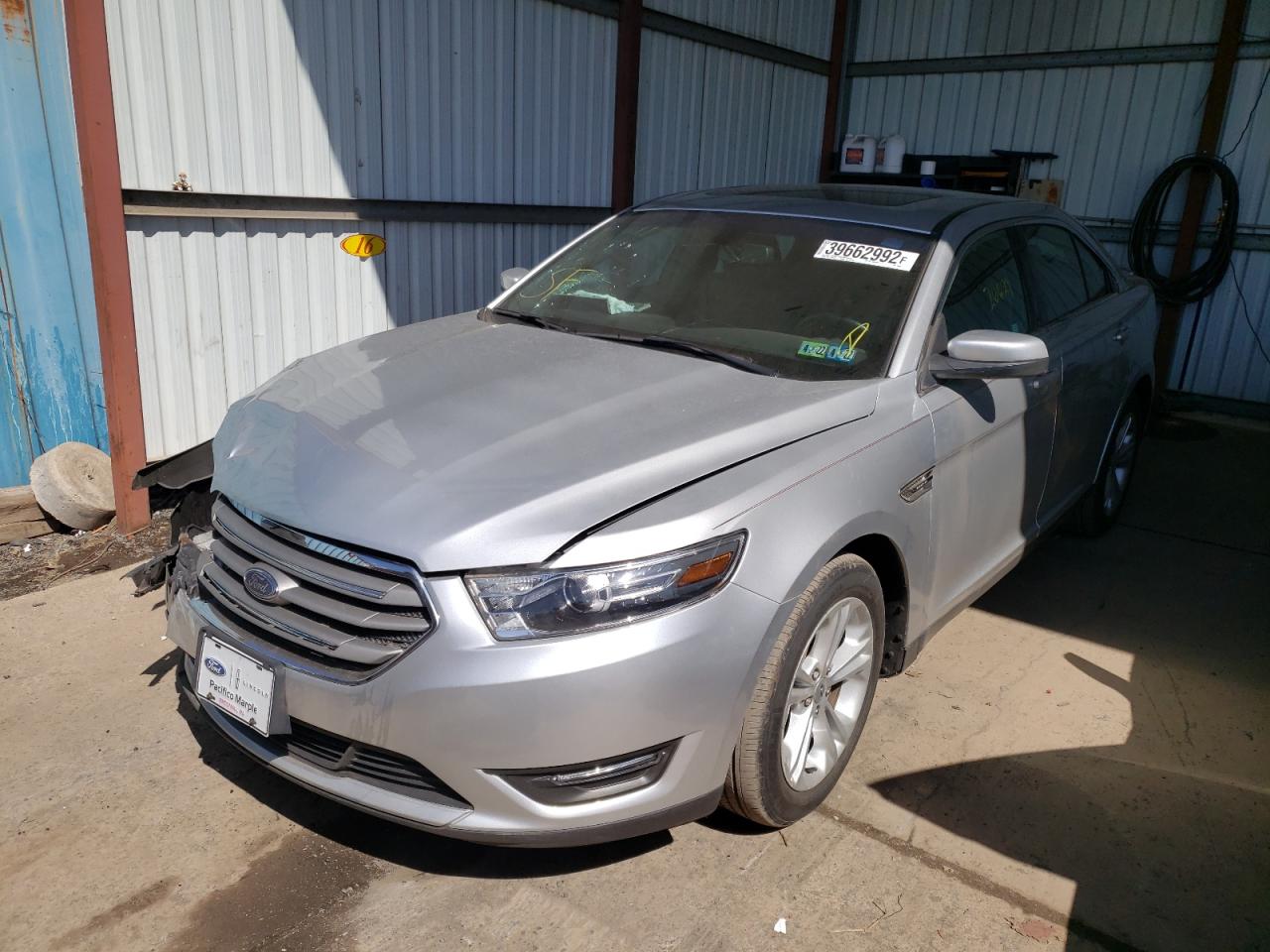 Photo 2 from auction – 2017 FORD TAURUS SEL with VIN 1FAHP2E84HG118053