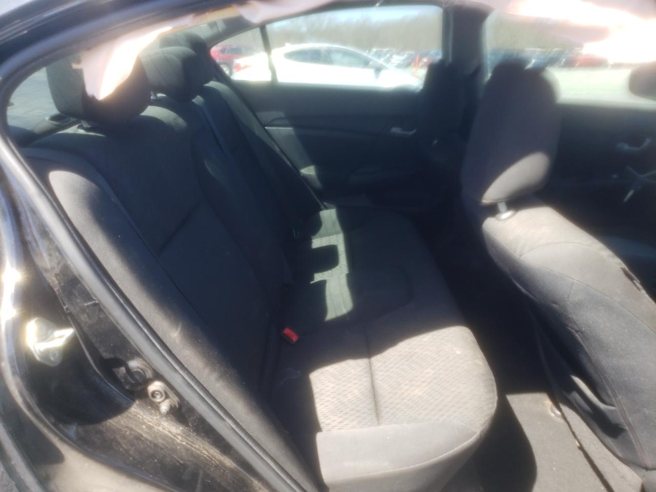 Photo 6 from auction – 2015 HONDA CIVIC with VIN 19XFB2F57FE063003