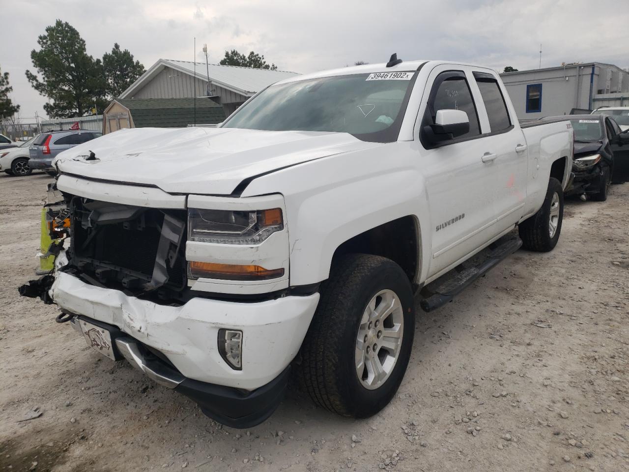 Photo 2 from auction – 2016 CHEVROLET SILVERADO with VIN 1GCVKREC8GZ371114