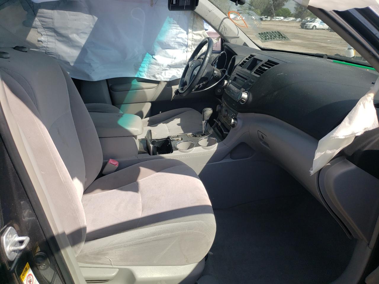 Photo 5 from auction – 2009 TOYOTA HIGHLANDER with VIN JTEES41A492143108