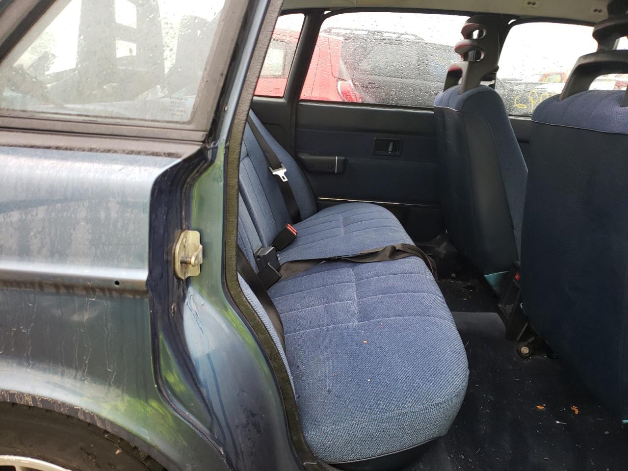 Photo 6 from auction – 1991 VOLVO 240 with VIN YV1AA8845M1456058