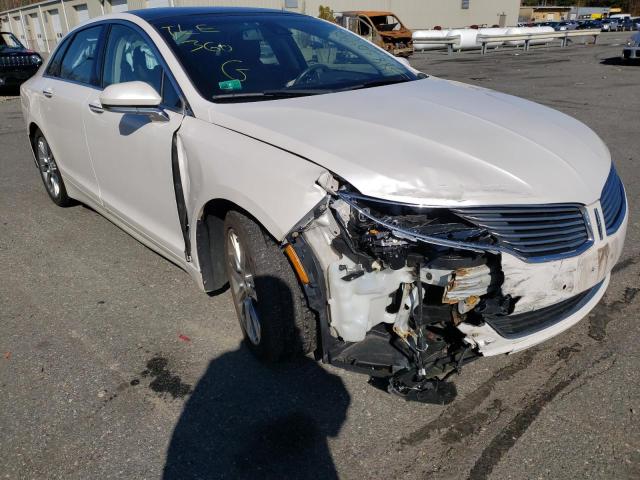 LINCOLN MKZ 2014 with VIN 3LN6L2J92ER830685 - Photo from auction