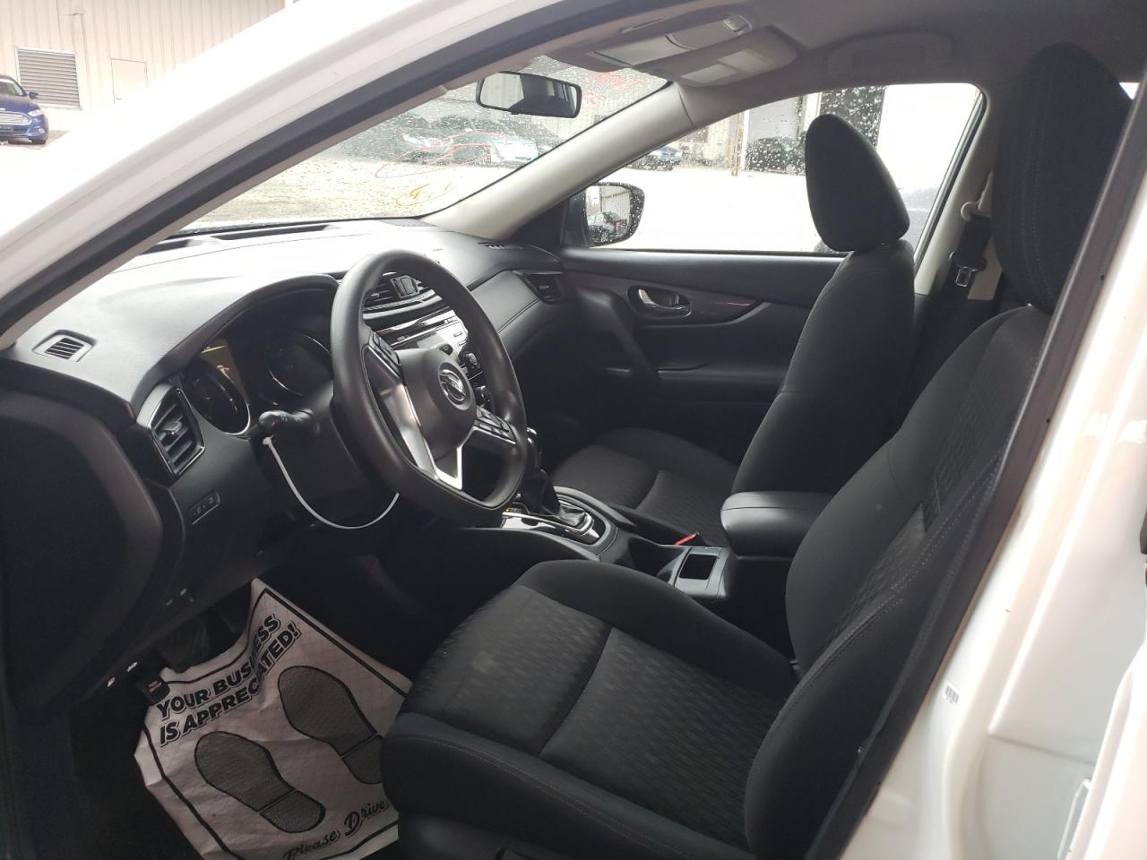 Photo 5 from auction – 2017 NISSAN ROGUE S with VIN KNMAT2MT9HP511057