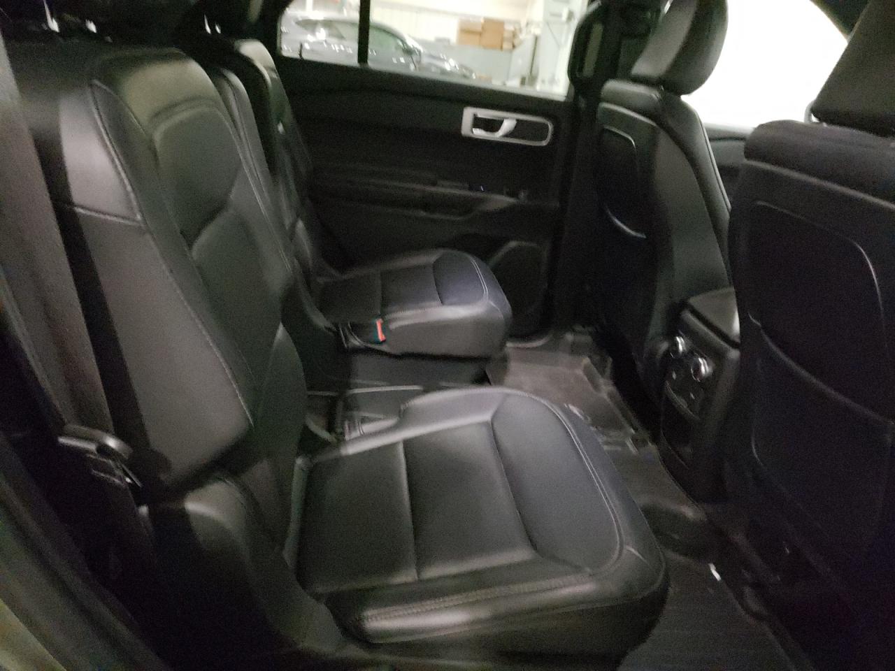 Photo 6 from auction – 2020 FORD EXPLORER X with VIN 1FMSK8DH9LGB53548