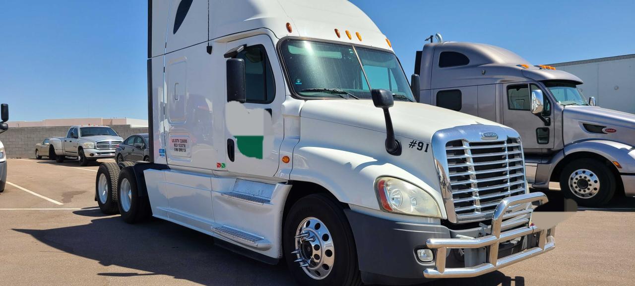 FREIGHTLINER CASCADIA 1 2013 with VIN 1FUJGLDR8DSBW8159 - Photo from auction